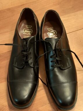 Men's Black Cap-Toe Derby Dress Shoes -
